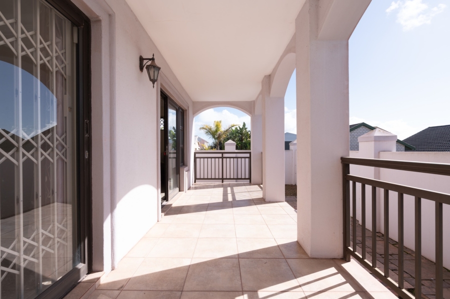 7 Bedroom Property for Sale in Myburgh Park Western Cape